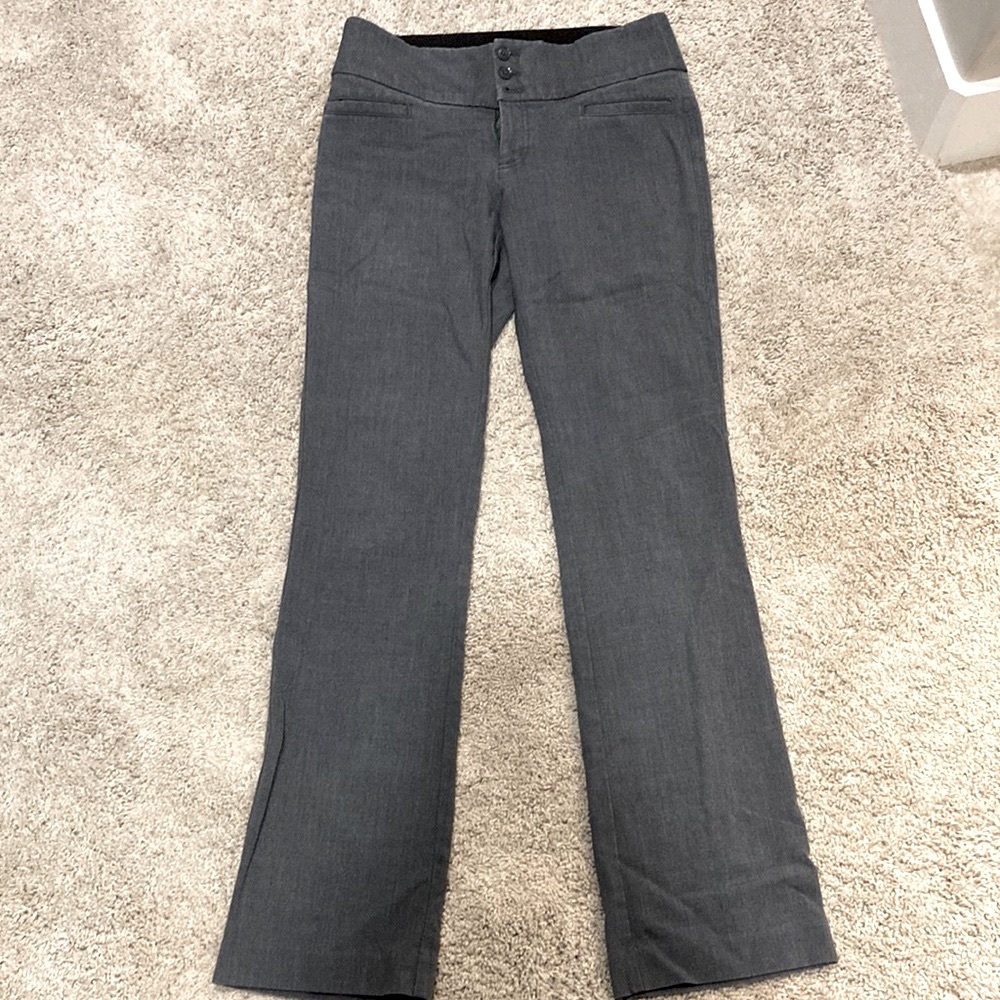 Nice comfy work pants with stretchy waist band